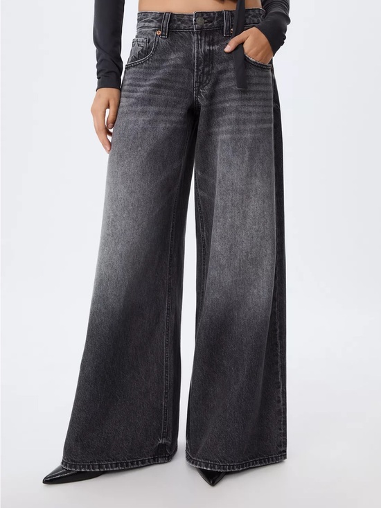 Universal Thread Denim - Universal Thread Baggy Wide-Leg Mid Rise Jeans in Washed Black Size 12 | NWT